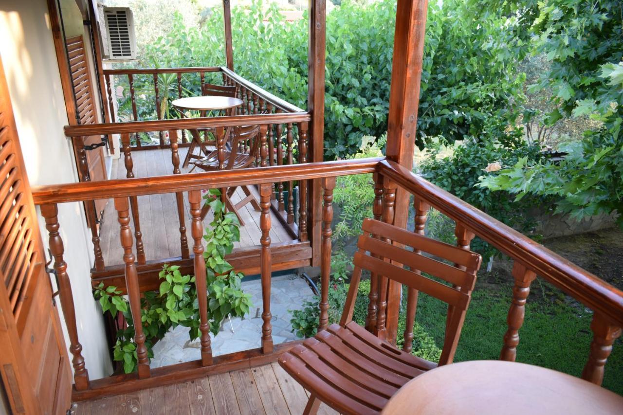 Family Villa Kalypso Oreu Exterior foto
